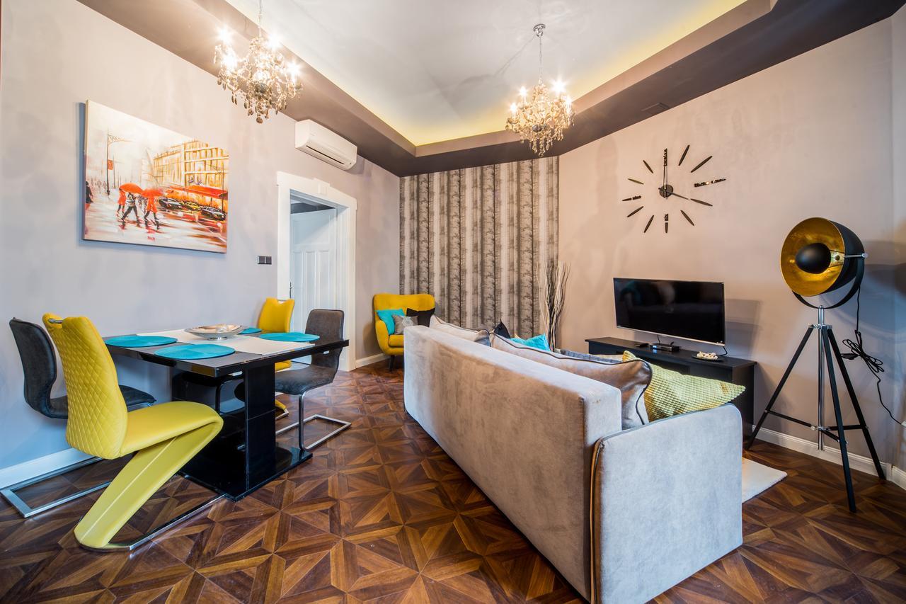 A43 Apartment Budapest Exteriör bild