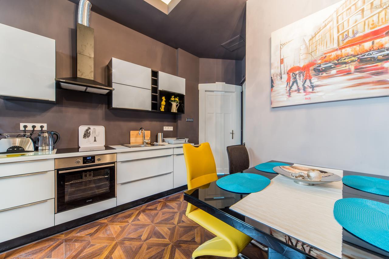 A43 Apartment Budapest Exteriör bild